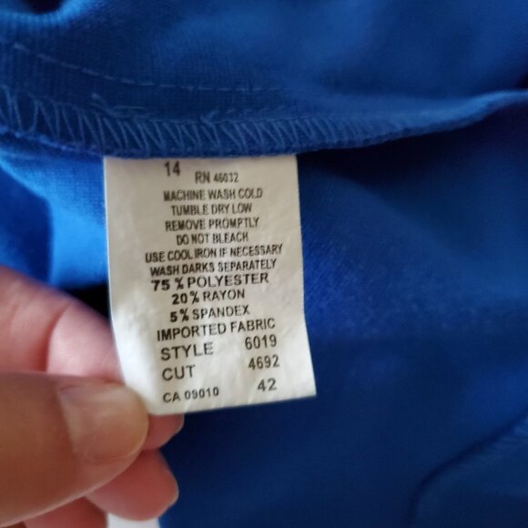 N Touch Dress with Pockets Size Large - Picture 13 of 13